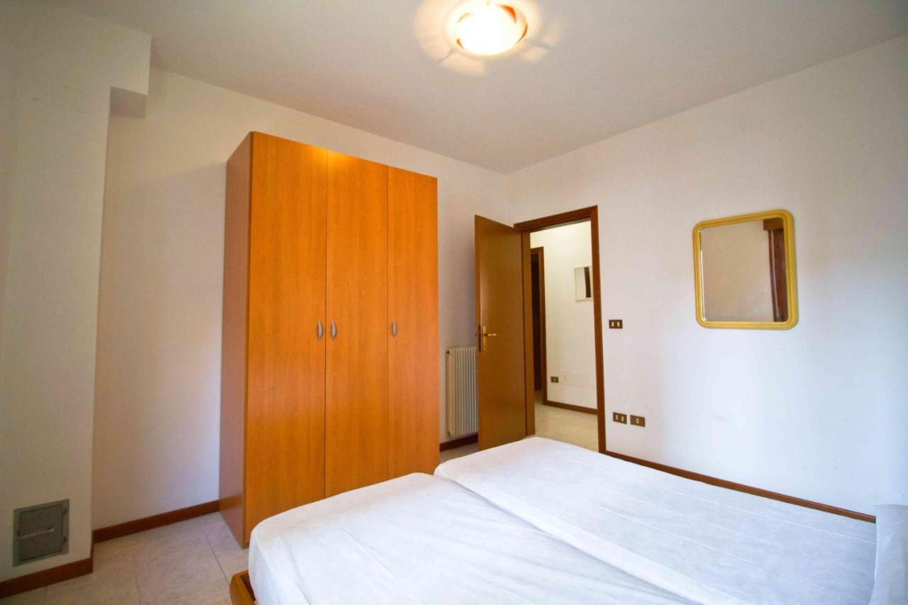 Condominio Carnelos Lido di Jesolo Exterior foto