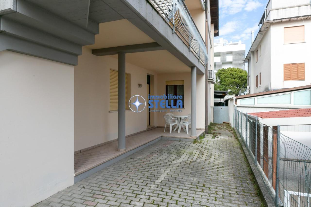 Condominio Carnelos Lido di Jesolo Exterior foto