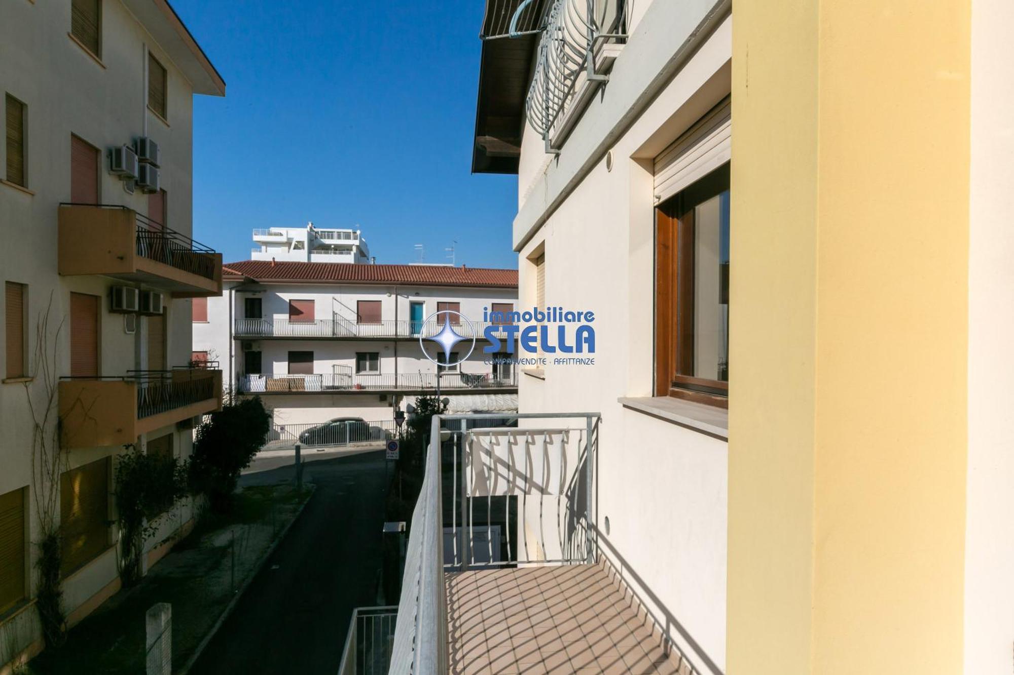 Condominio Carnelos Lido di Jesolo Exterior foto
